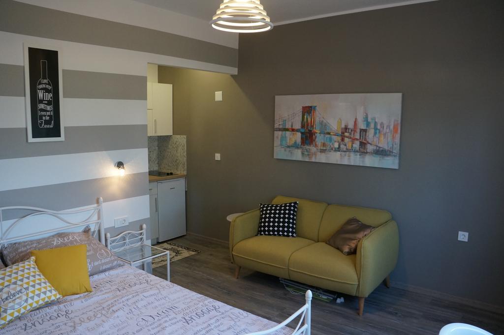 Apartments Valentino Supetarska Draga Eksteriør bilde